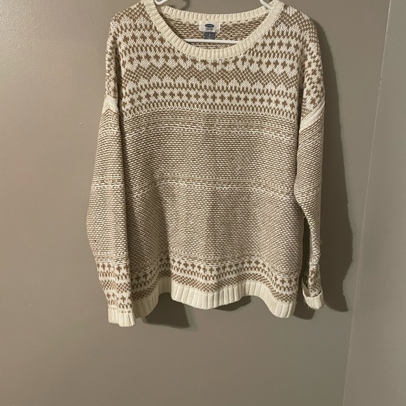 Old Navy Textured Knit Sweater in Cream and Tan - Picture 1 of 3